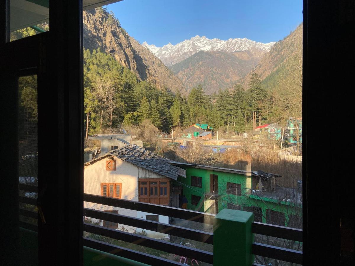 Hôtel The Royal Orchard Kasol Extérieur photo