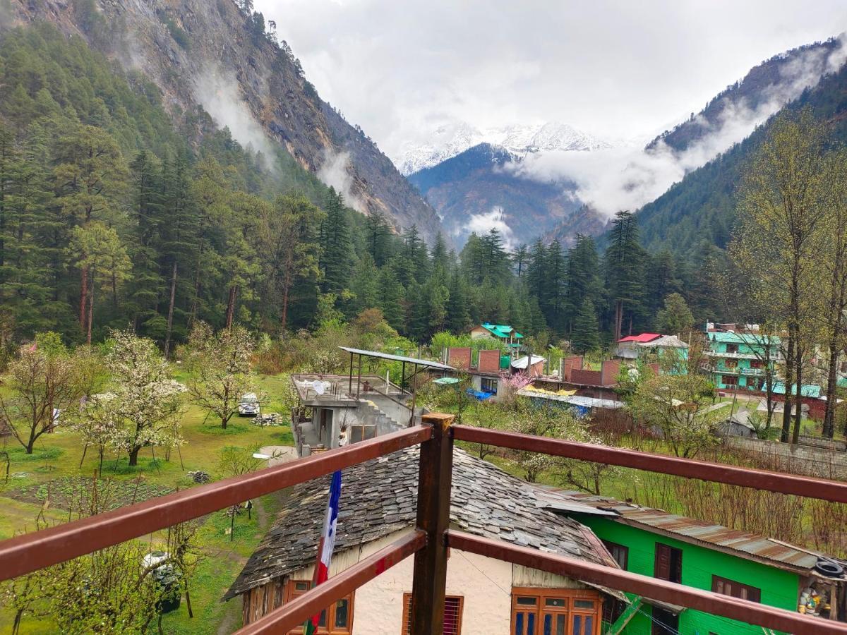 Hôtel The Royal Orchard Kasol Extérieur photo