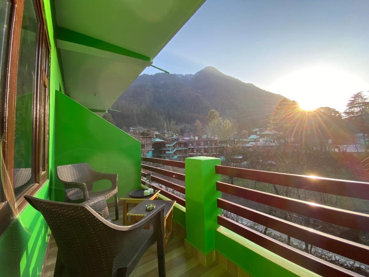 Hôtel The Royal Orchard Kasol Extérieur photo