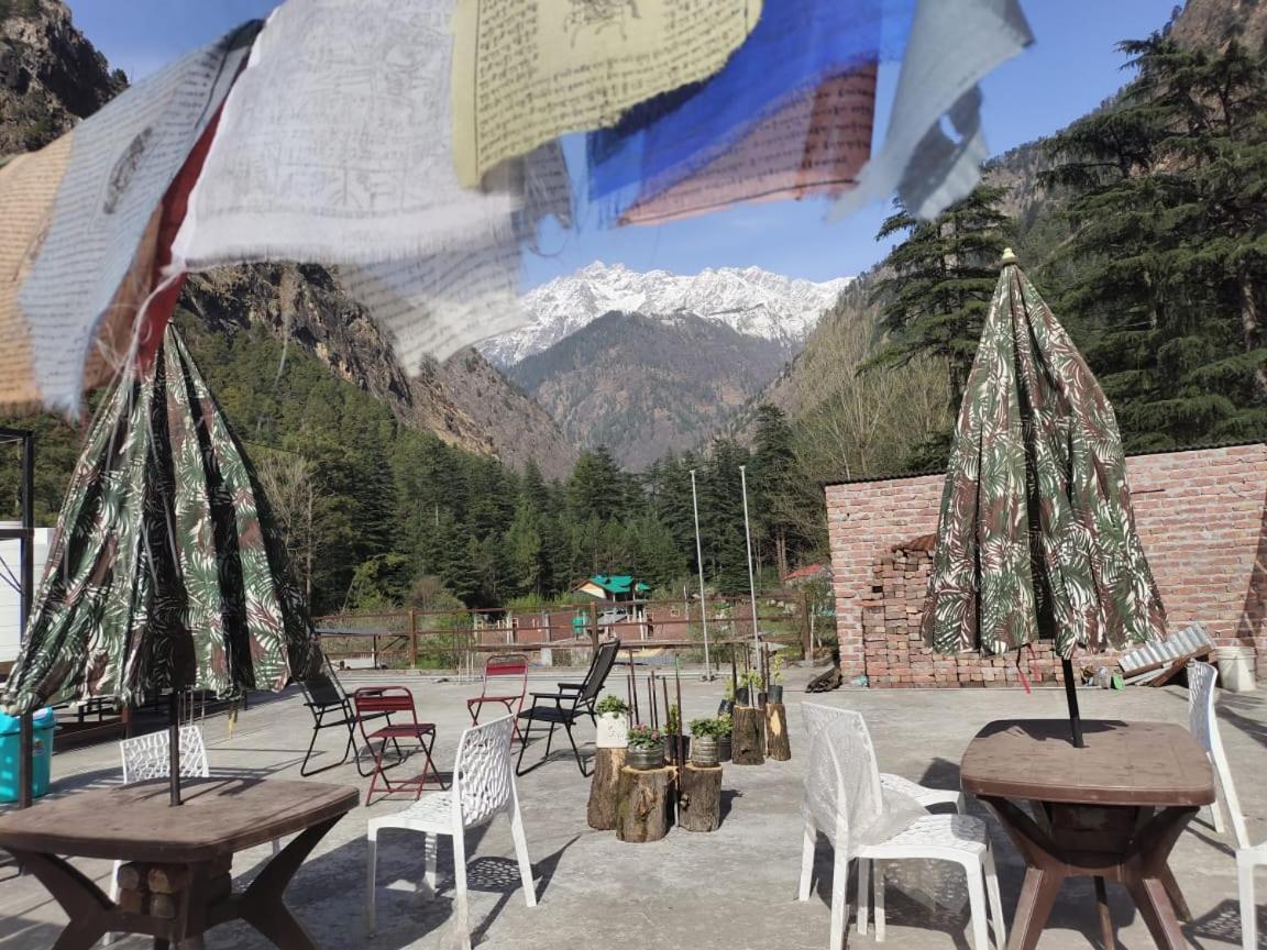 Hôtel The Royal Orchard Kasol Extérieur photo